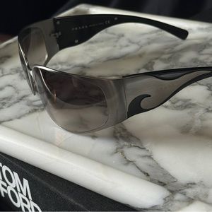 Prada Sunglasses Iconic Chrome Wave Silver and Black SPR 50G 63mm 115 unisex